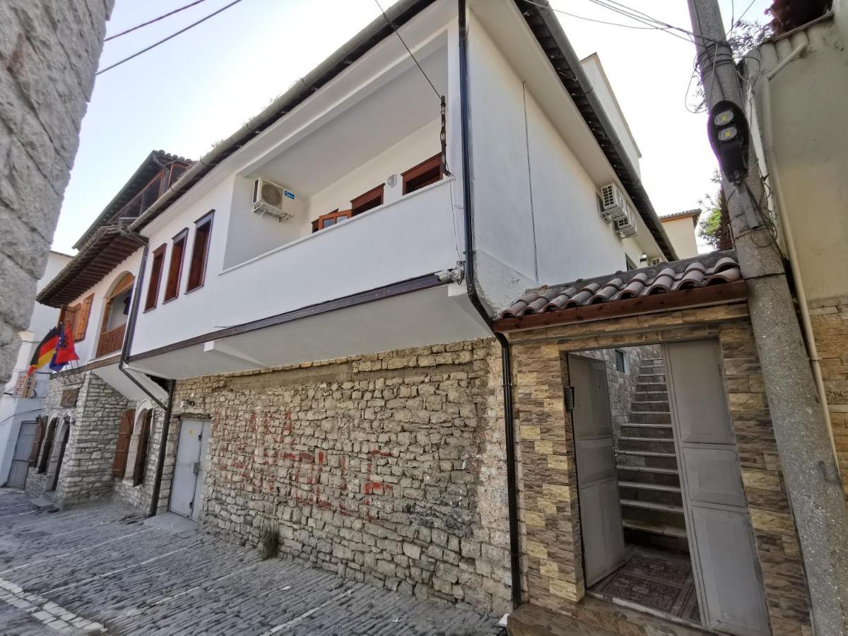 Bujtina Valgent Bed & Breakfast Berat Ngoại thất bức ảnh