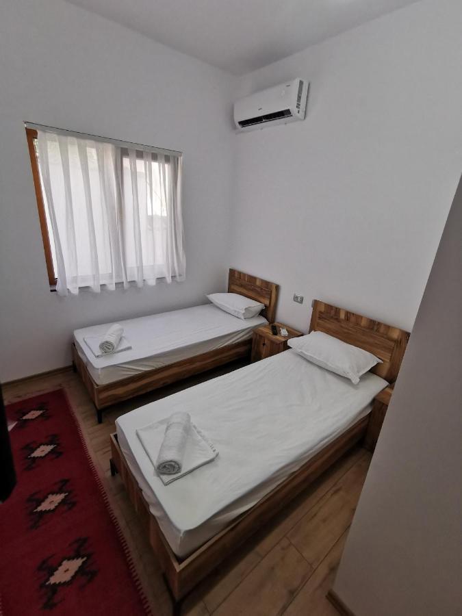 Bujtina Valgent Bed & Breakfast Berat Ngoại thất bức ảnh