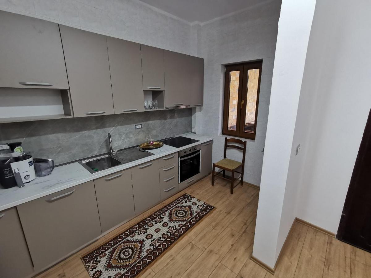 Bujtina Valgent Bed & Breakfast Berat Ngoại thất bức ảnh