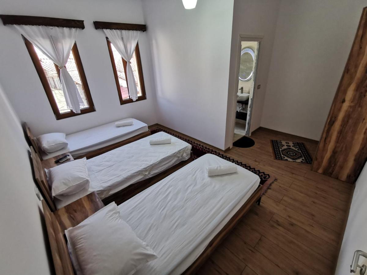 Bujtina Valgent Bed & Breakfast Berat Ngoại thất bức ảnh
