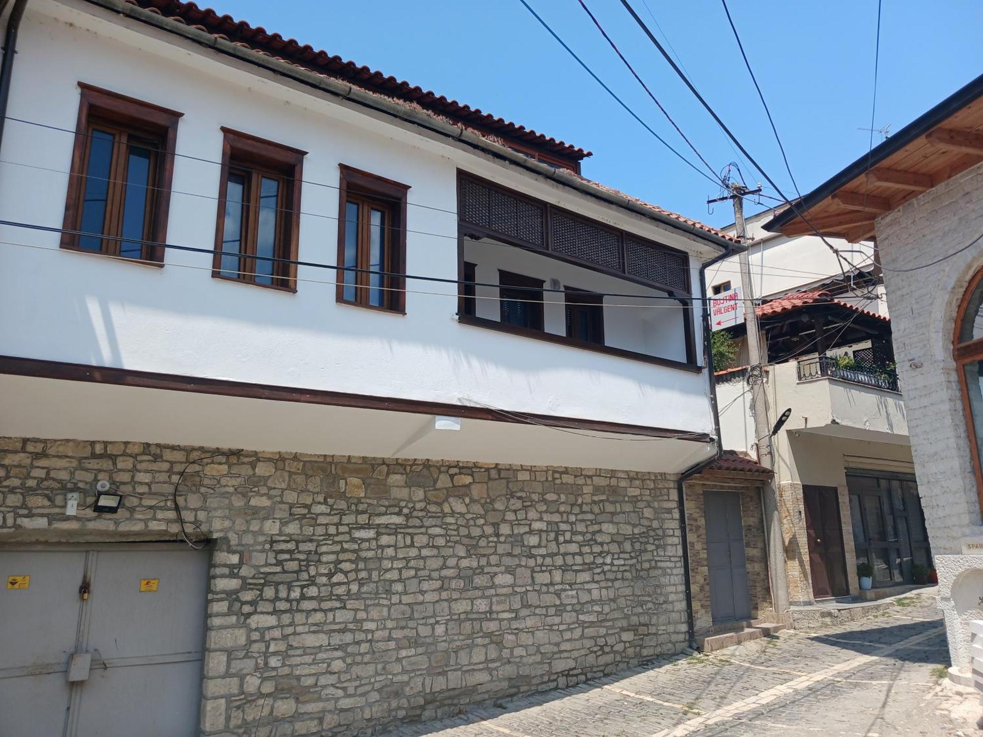Bujtina Valgent Bed & Breakfast Berat Ngoại thất bức ảnh